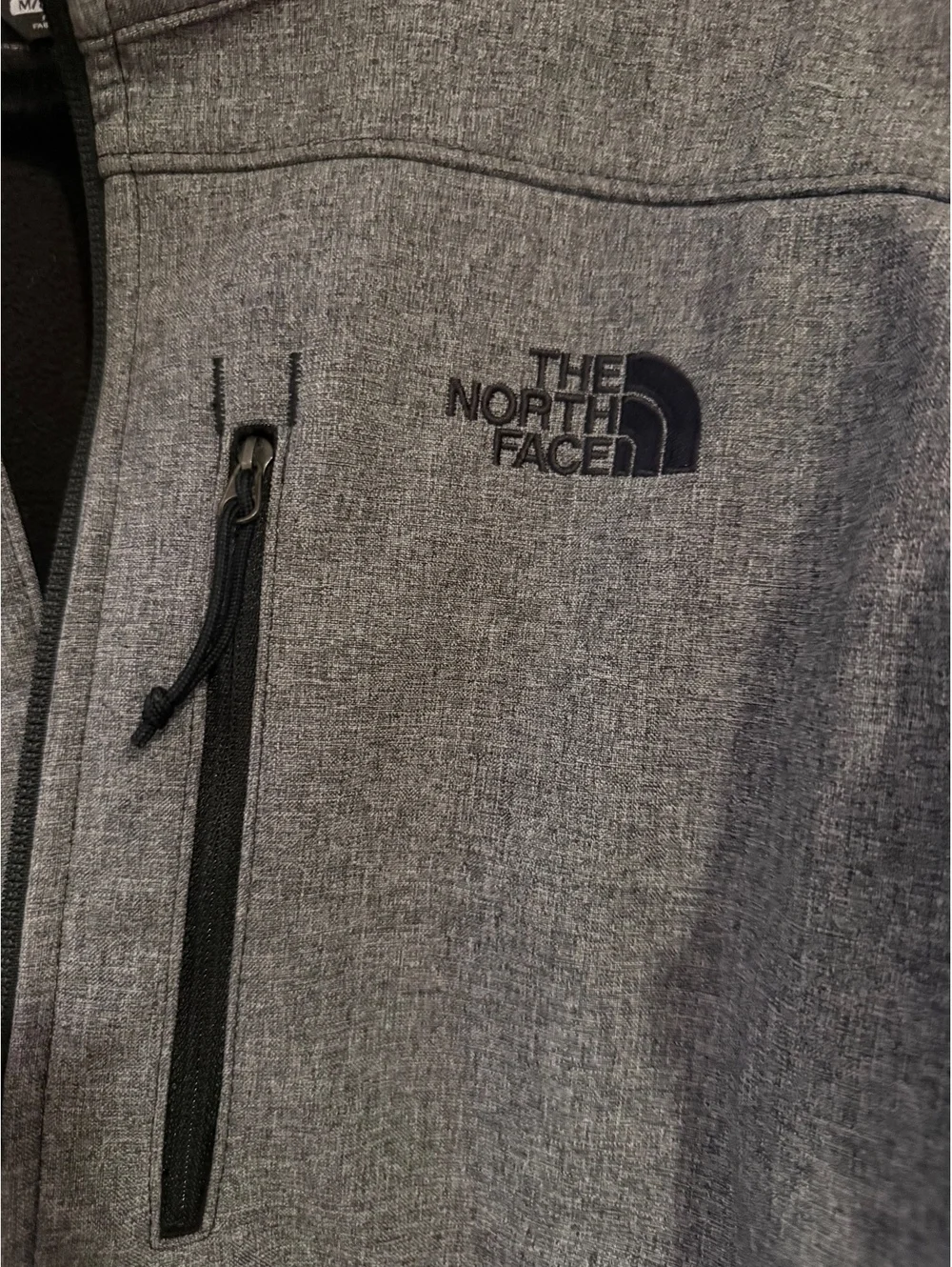 The North Face Men's Medium Gray Softshell Jacket